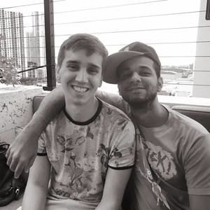 Meet your Posher, Devon